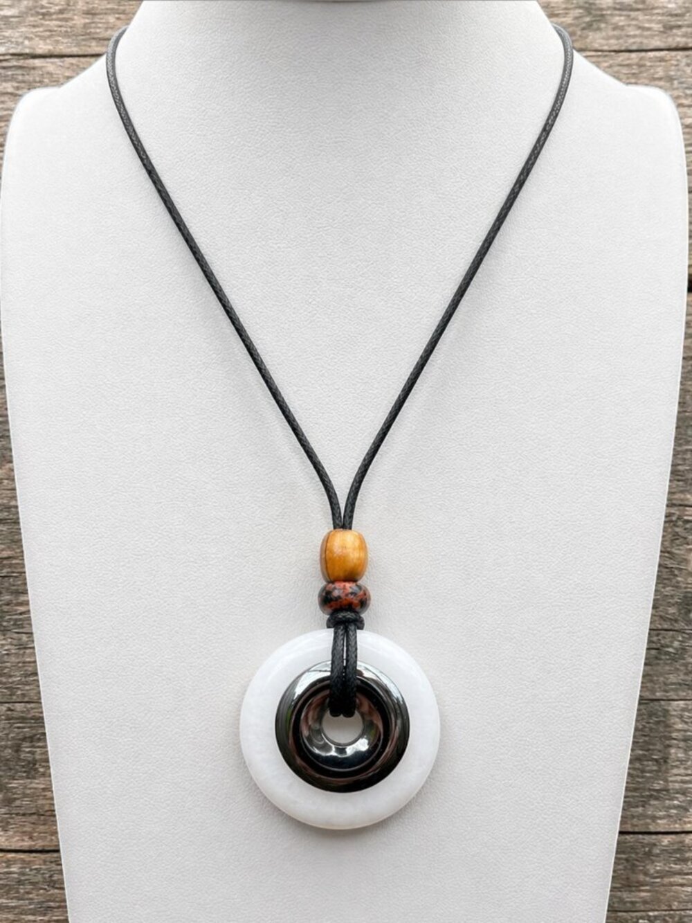 White Jade and Hematite Pendant | Handmade - Picture 4 of 5